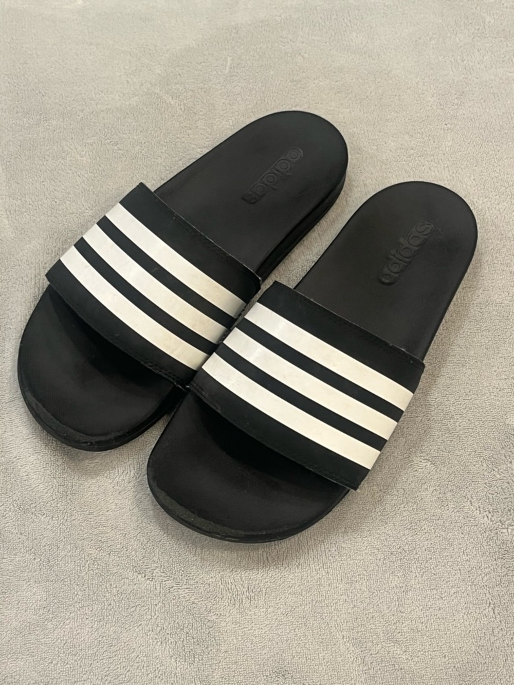 Adidas Black & White Stripe Slides Men’s Size 7